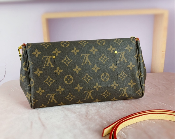 ルイヴィトンバッグ内部構造